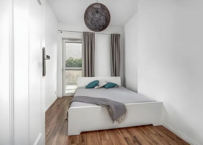 Swierczewo, Jodlowa Познань